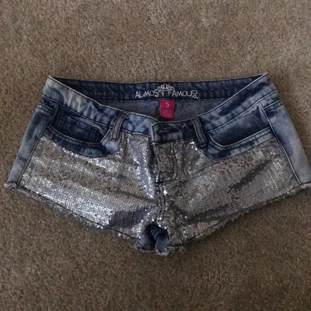 Sequinzzz